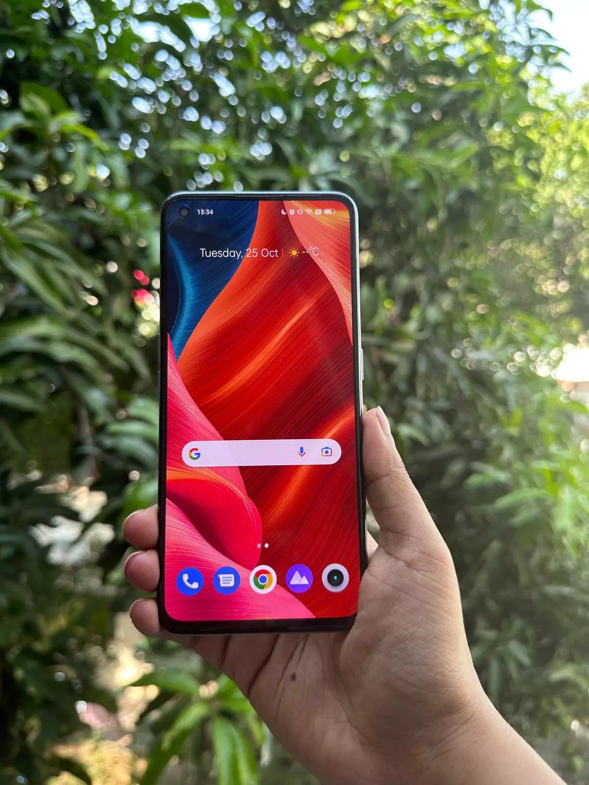 realme GT NEO 3T: Racing against all odds!