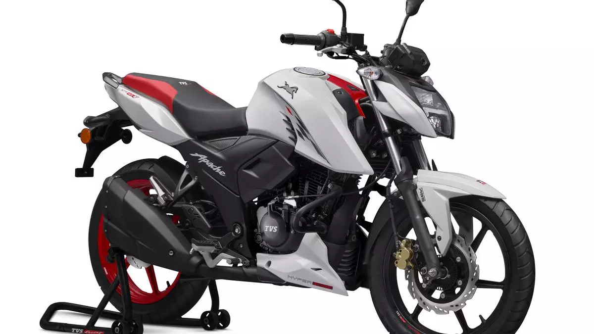 Tvs apache latest new arrivals