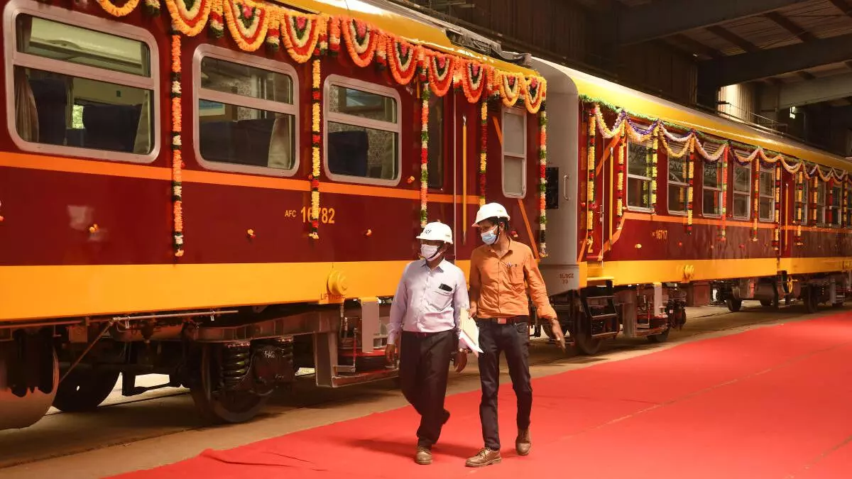 Railway Coaches For Sri Lanka Flagged Off At Icf - The Hindu Businessline