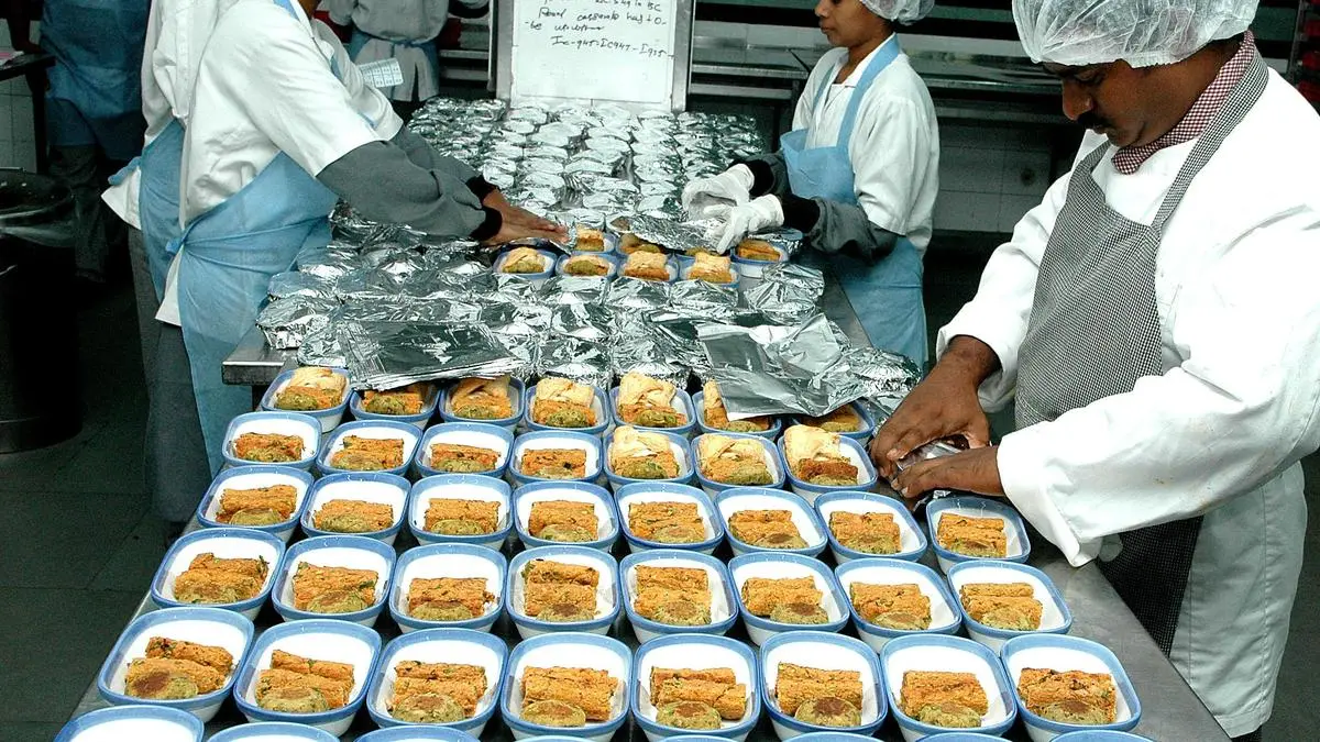 Indian food service market projected to cross $125 billion by 2030: Report