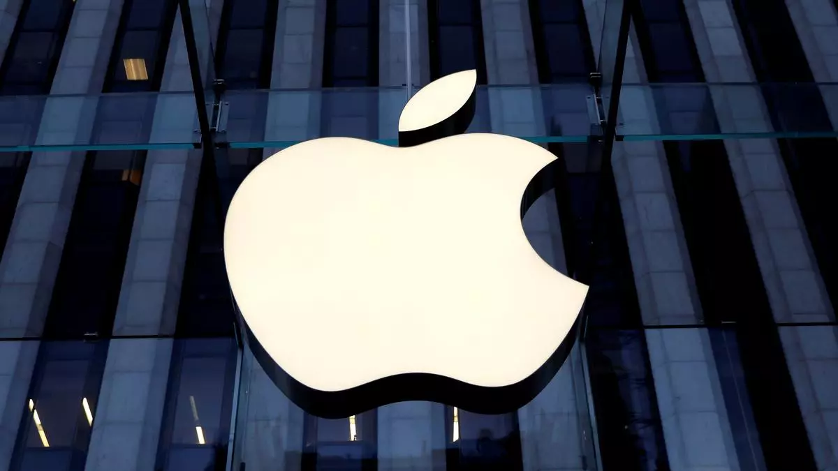 Tata Group prepping to open 100 exclusive Apple stores in India