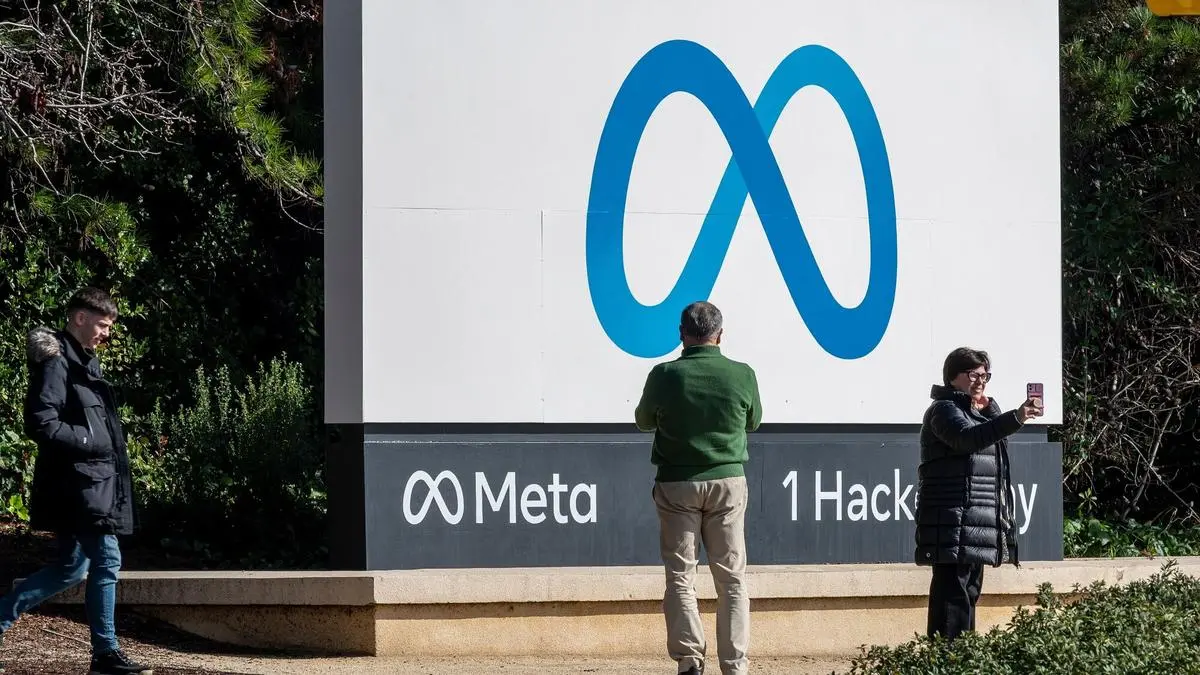 Meta Platforms Why Investors Can Take Some Chips Off The Table The