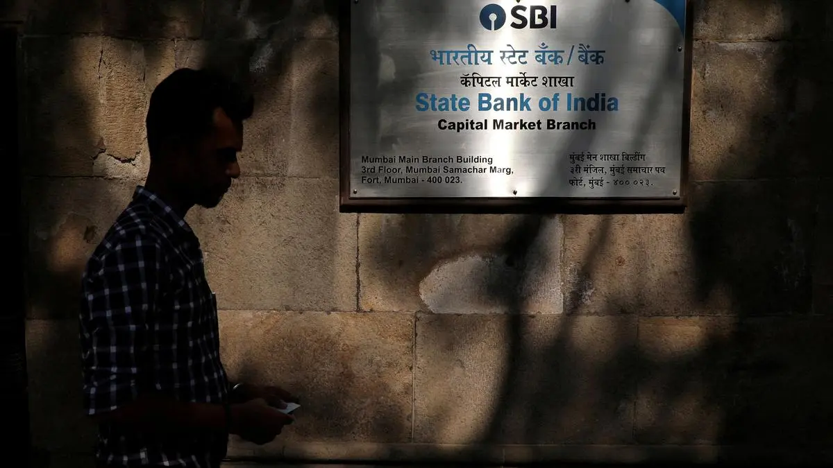 State Bank of India mops up ₹6,051 cr via 10-year Basel III compliant tier 2 bonds at 7.05%