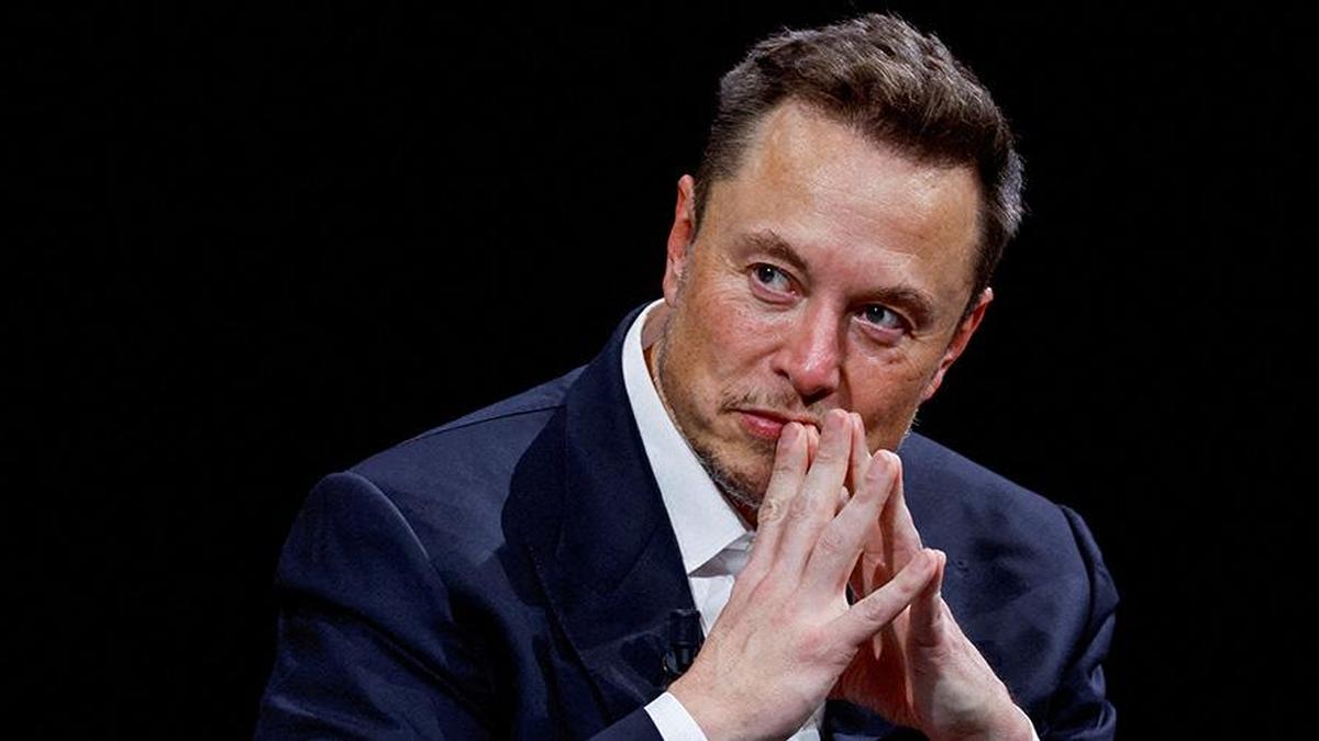 Elon Musk předpovídá, že práce se stane „volitelnou“ jako koníček do 20 let díky rychlým pokrokům v AI