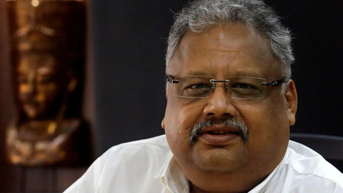 Rakesh Jhunjhunwala's last rites held in Mumbai The Hindu BusinessLine