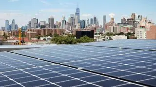 The US solar industry has experienced significant growth, with solar accounting for 75% of the electricity generation capacity added to the US power grid in the early part of the year.  The US solar industry has experienced significant growth, with solar accounting for 75% of the electricity generation capacity added to the US power grid in the early part of the year.