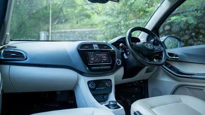 The cabin boasts of a 7-inch touchscreen system (with both Apple CarPlay and Android Auto), automatic AC, cruise control, steering-mounted controls and an eight-speaker Harman sound system