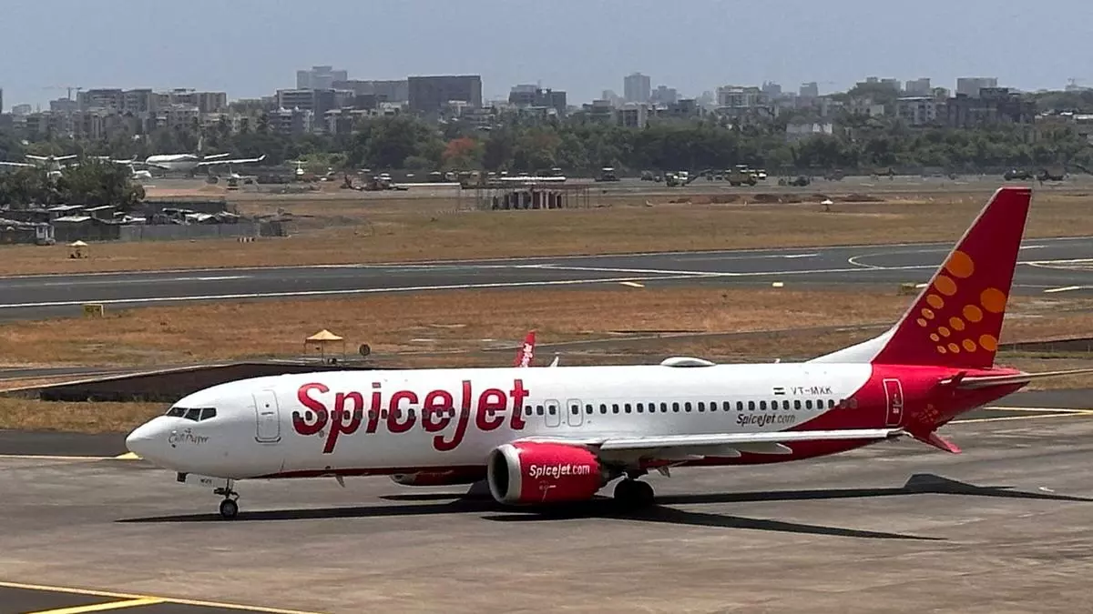 SpiceJet flights from Mumbai operating normally, airport withdraws flight disruption warning