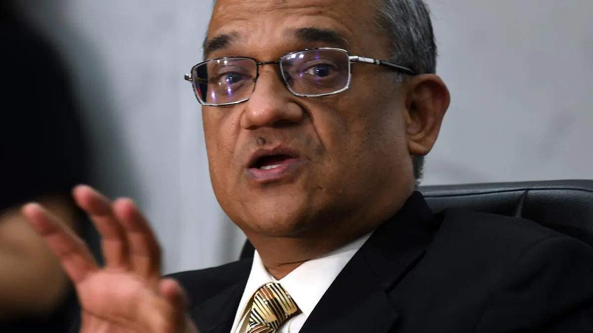 RBI approves Dipak Gupta as Kotak Financial institution meantime MD for two months