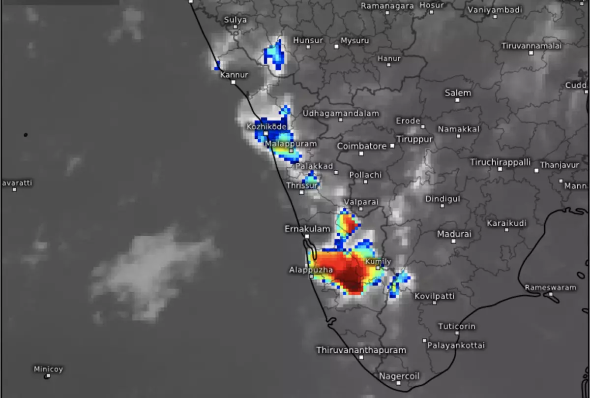 Satellite pictures on Tuesday evening showed big blobs of thunderstorms over South Kerala and adjoining ghat areas of Tamil Nadu. Heavy rain was reported over these parts on Monday. 