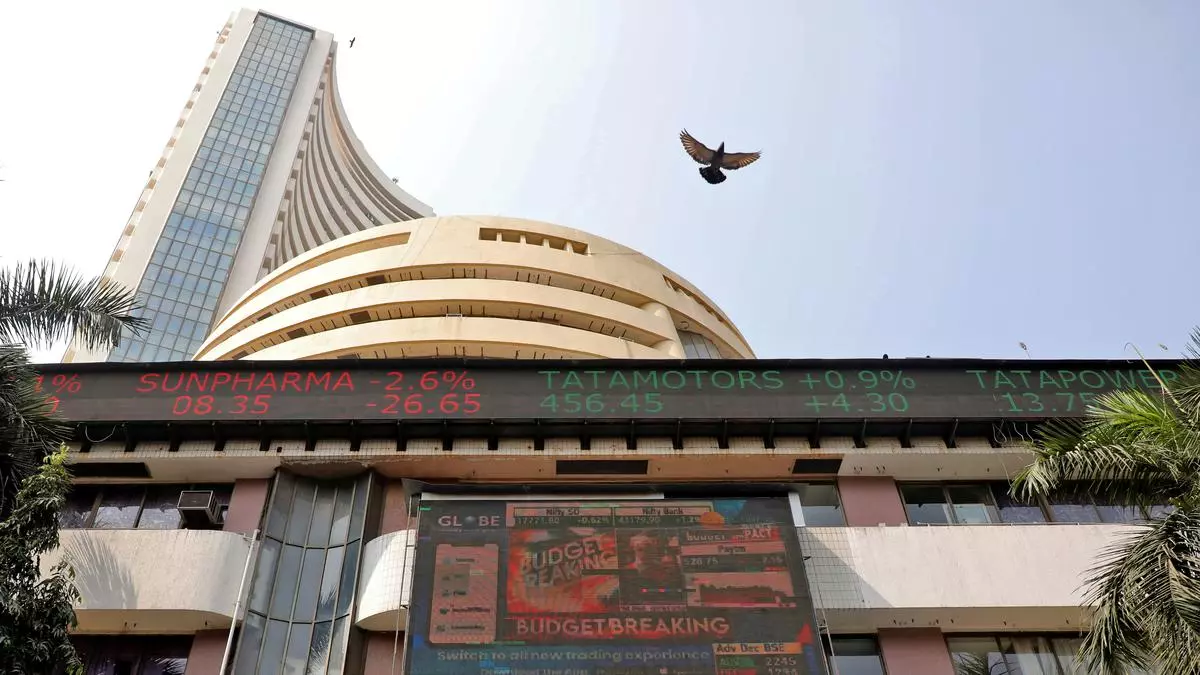 Sensex, Nifty fall in initial trade on weak global trends