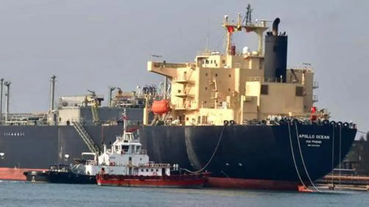 Two India-bound LPG tankers cross Hormuz; India-flagged vessel sinks after hit