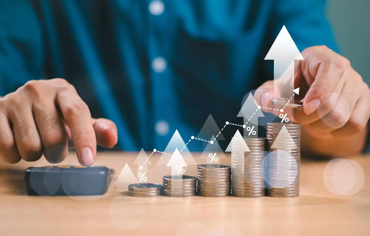 thehindubusinessline.com - Sun Pharma surges 7%, Sensex tops 77,200 at noon; Shriram Finance, Axis Bank drag