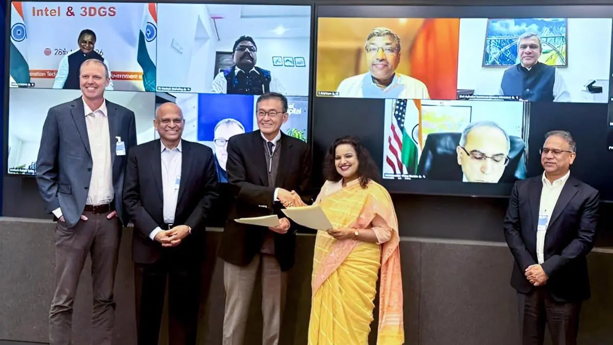 Intel partners Odisha govt, 3DGS for semiconductor substrate manufacturing in India