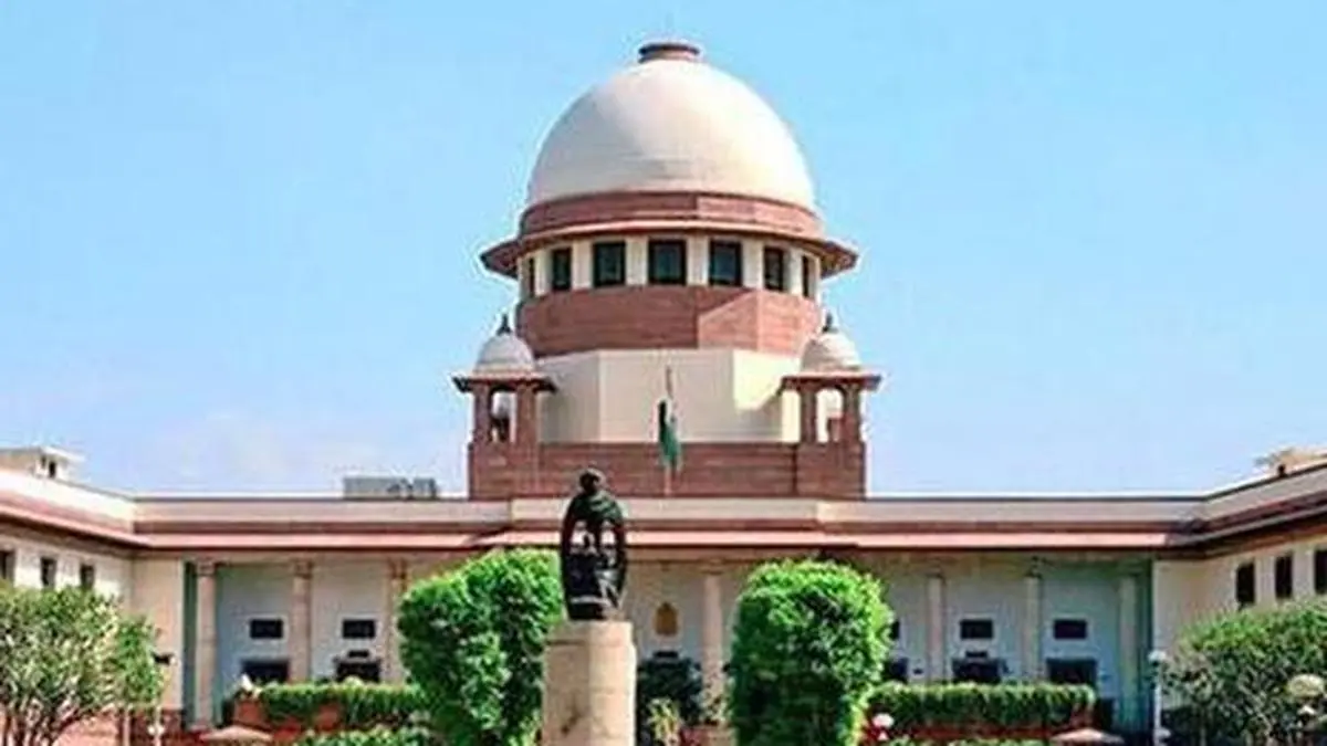 A CM ‘walking into’ an ongoing ED raid is not a Centre-State dispute, SC says