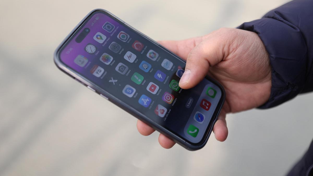 Govt tests mobile disaster alert system, asks public to ignore messages