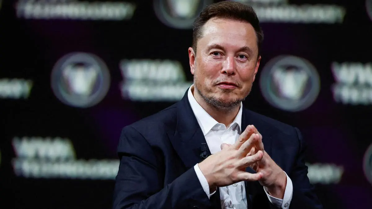 Elon Musk’s wealth slumps  billion as Tesla shares tumble