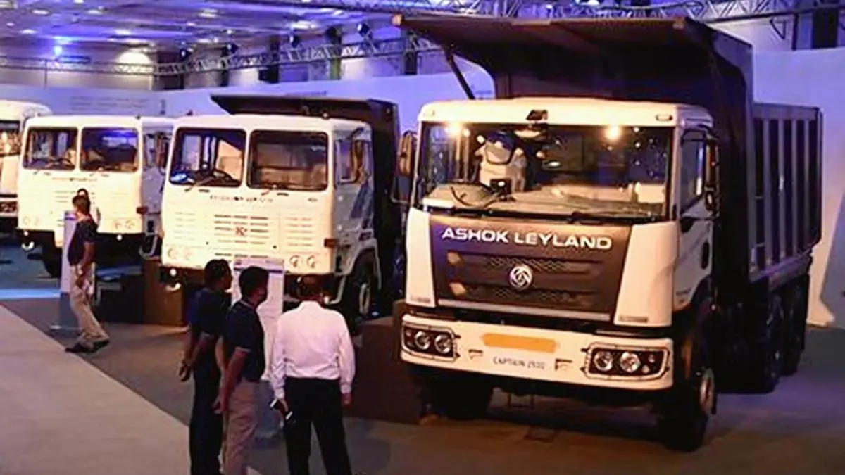 Ashok Leyland records 5% rise in sales of trucks, buses, LCVs in May 2025