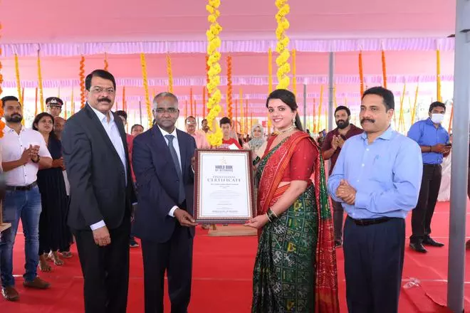 south-indian-bank-sets-world-record-for-staging-and-swinging-101