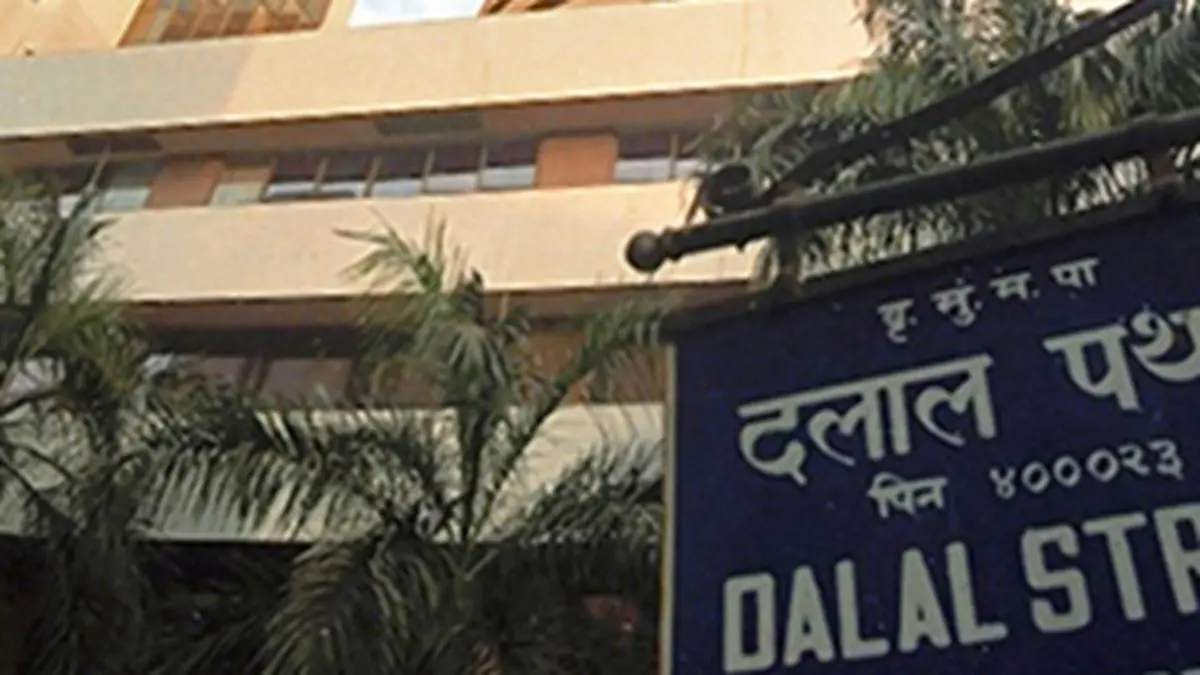 FPI selling takes a toll on Indian markets FPI selling takes a toll on Indian markets
