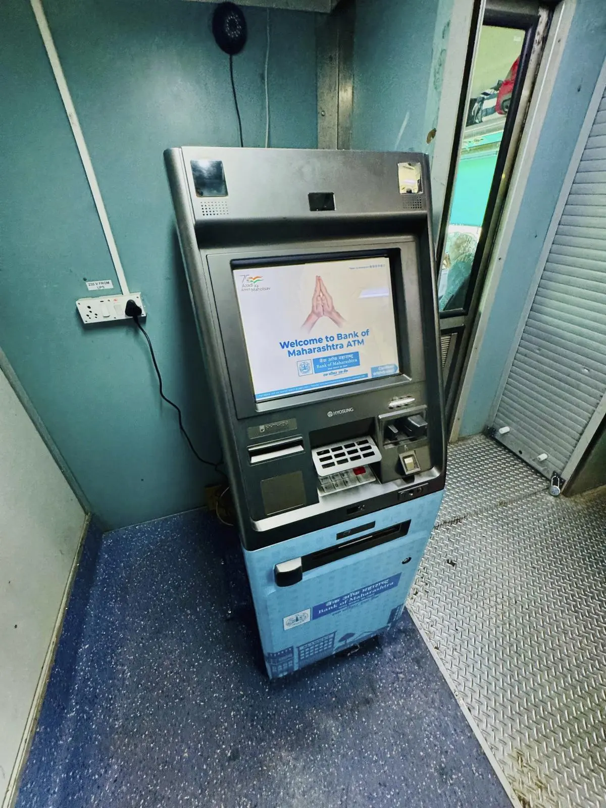 Indian Railways pioneers onboard ATMs in a first for passenger convenience  - The HinduBusinessLine