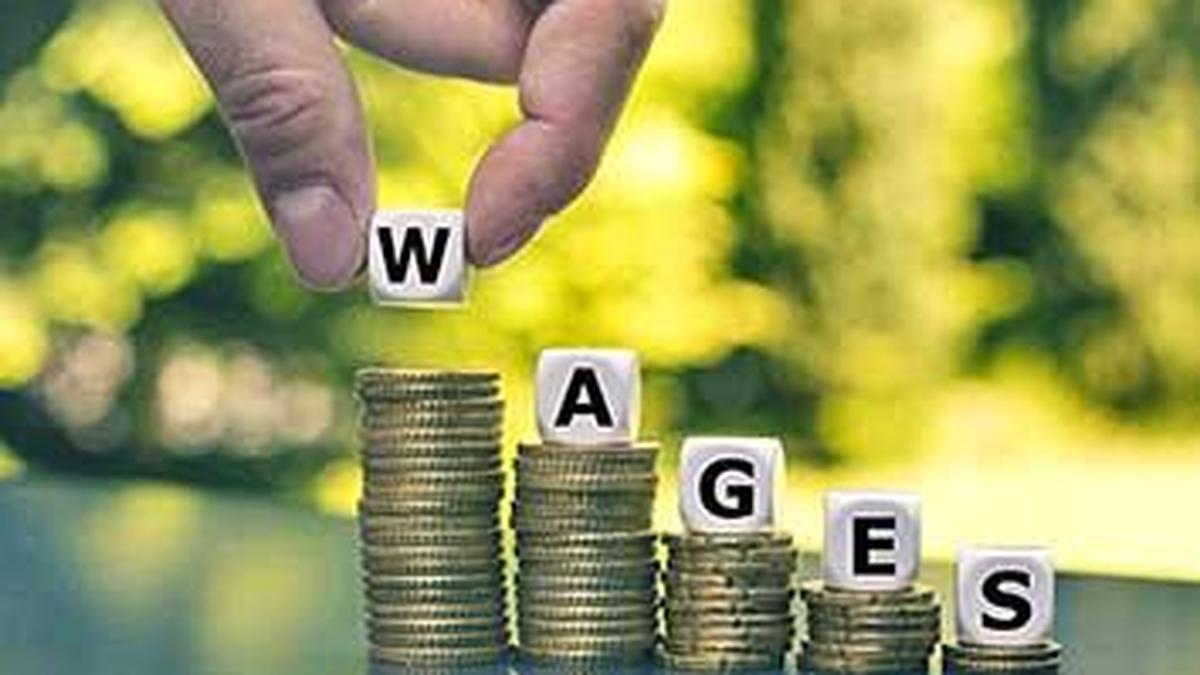 Government moves closer to national floor wage framework under labour codes