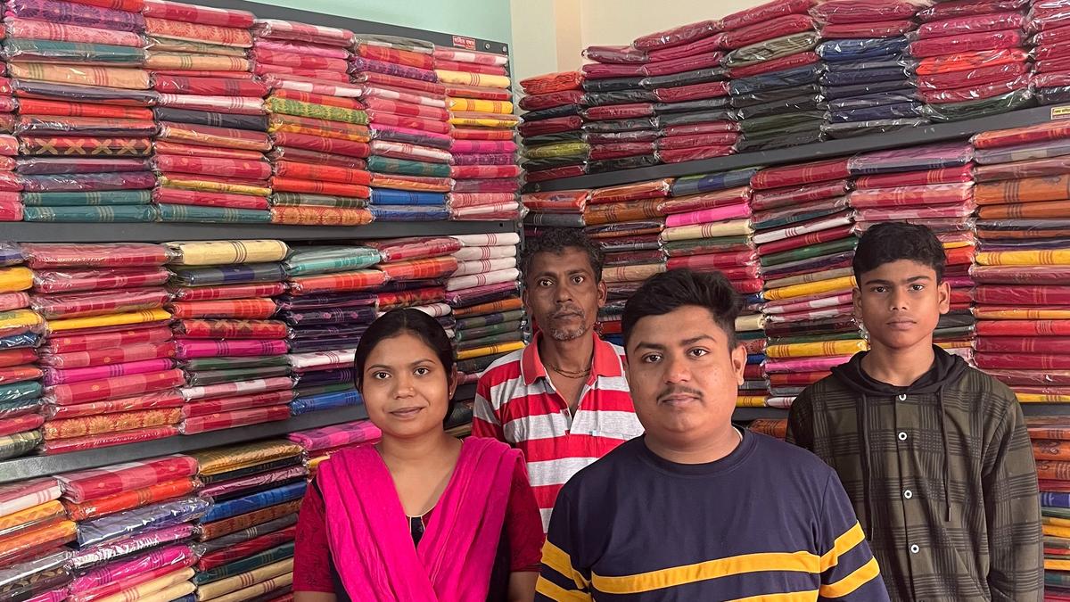 Flipkart eyes ₹100 crore sales from Santipuri sarees this year