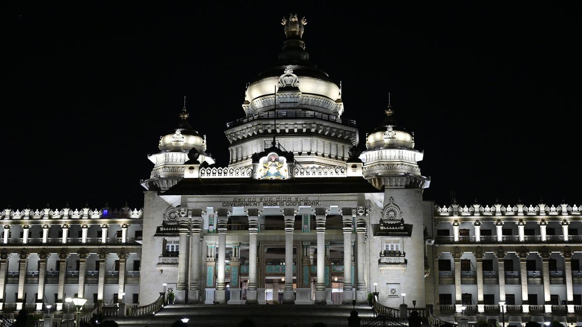 Karnataka calls for a special cabinet meeting on April 24 to discuss SC internal reservation