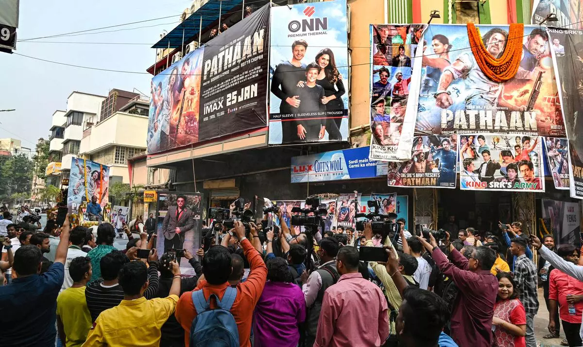 Pomp and show. Fans of actor Shah Rukh Khan gather outside a movie theatre in Kolkata to celebrate the release of ‘Pathaan’