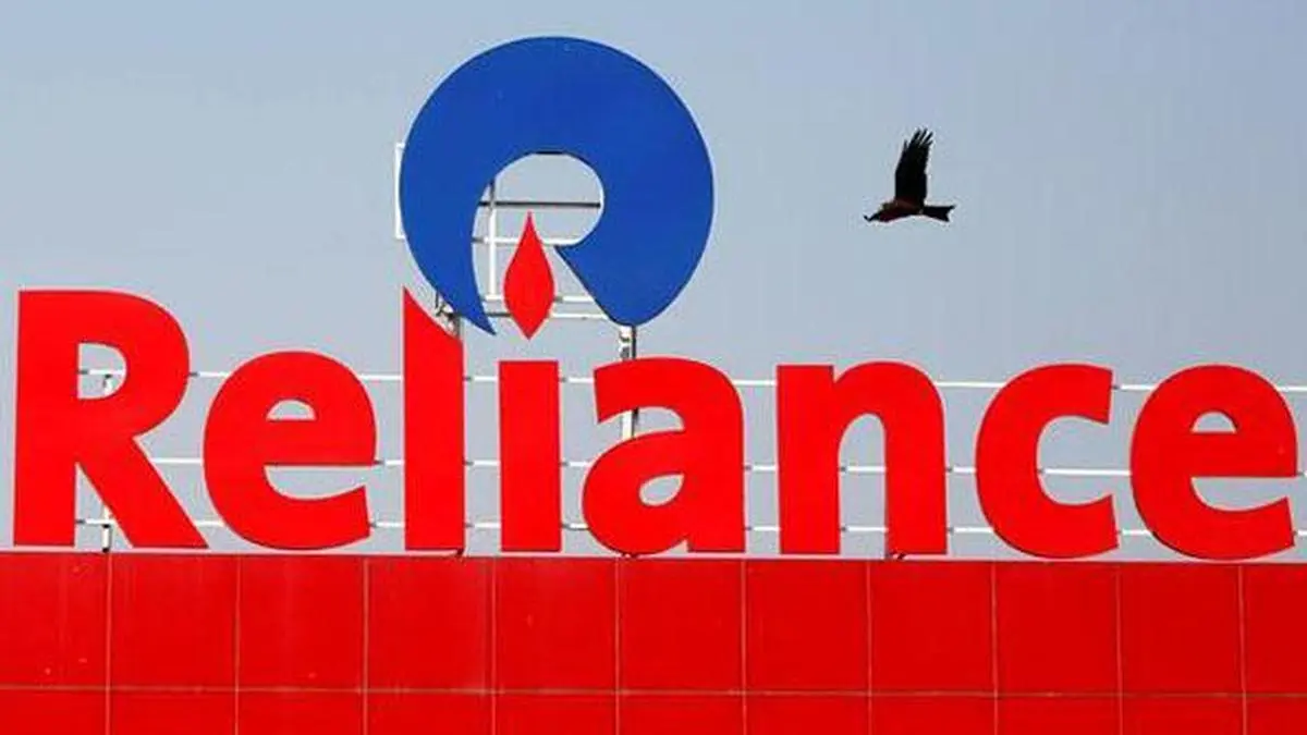 RIL Commits Rs 10 Lakh Crore to AI Data Centres