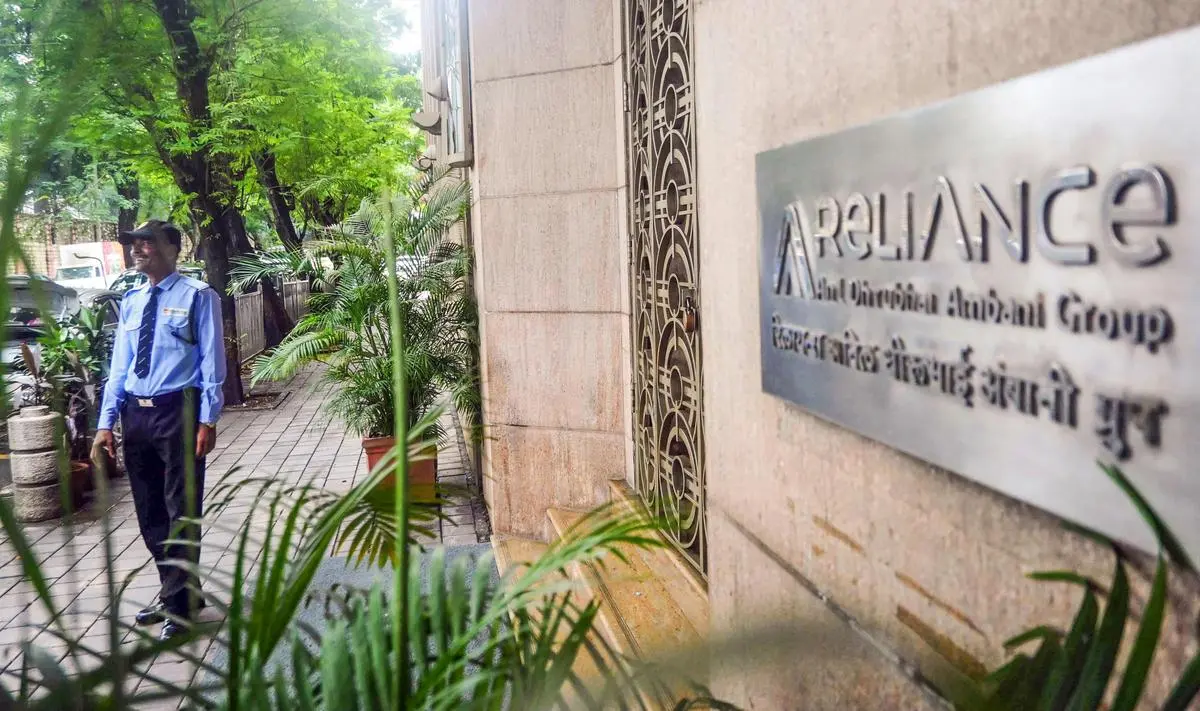 thehindubusinessline.com - Reliance bets on solar giga factory, battery storage for next wave of growth