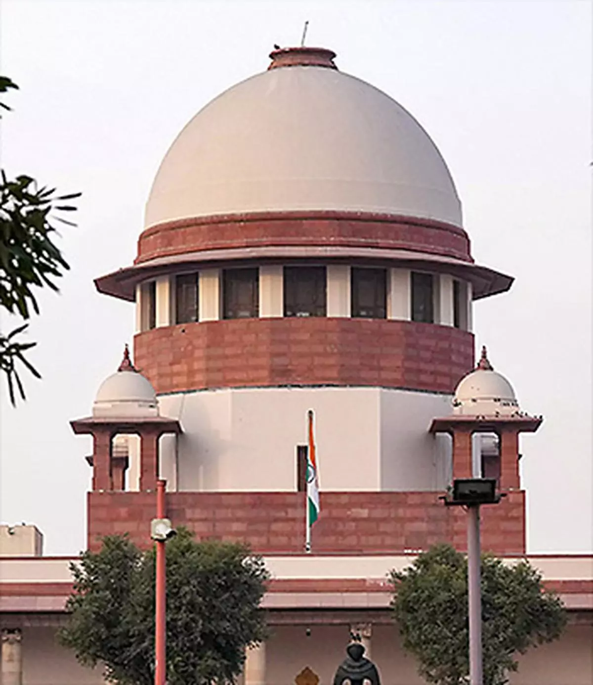 The NCLAT order has been passed without considering the applicability of the Section 26(8) in the present matter, CCI’s counsel submitted before the apex court