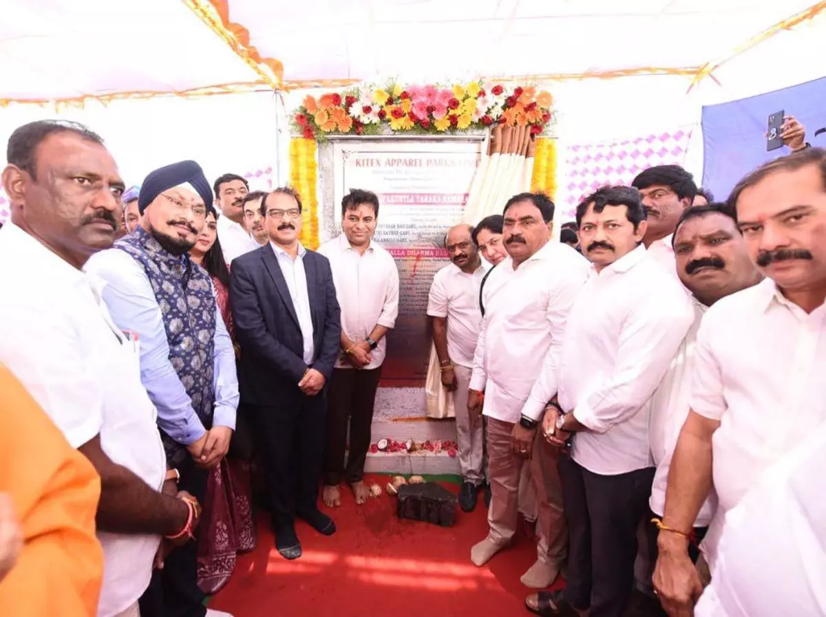 Telangana IT and Industries Minister K T Rama Rao laying the foundation stone for garment manufacturing factory. To his right is Sabu M Jacob, MD, Kitex Group 