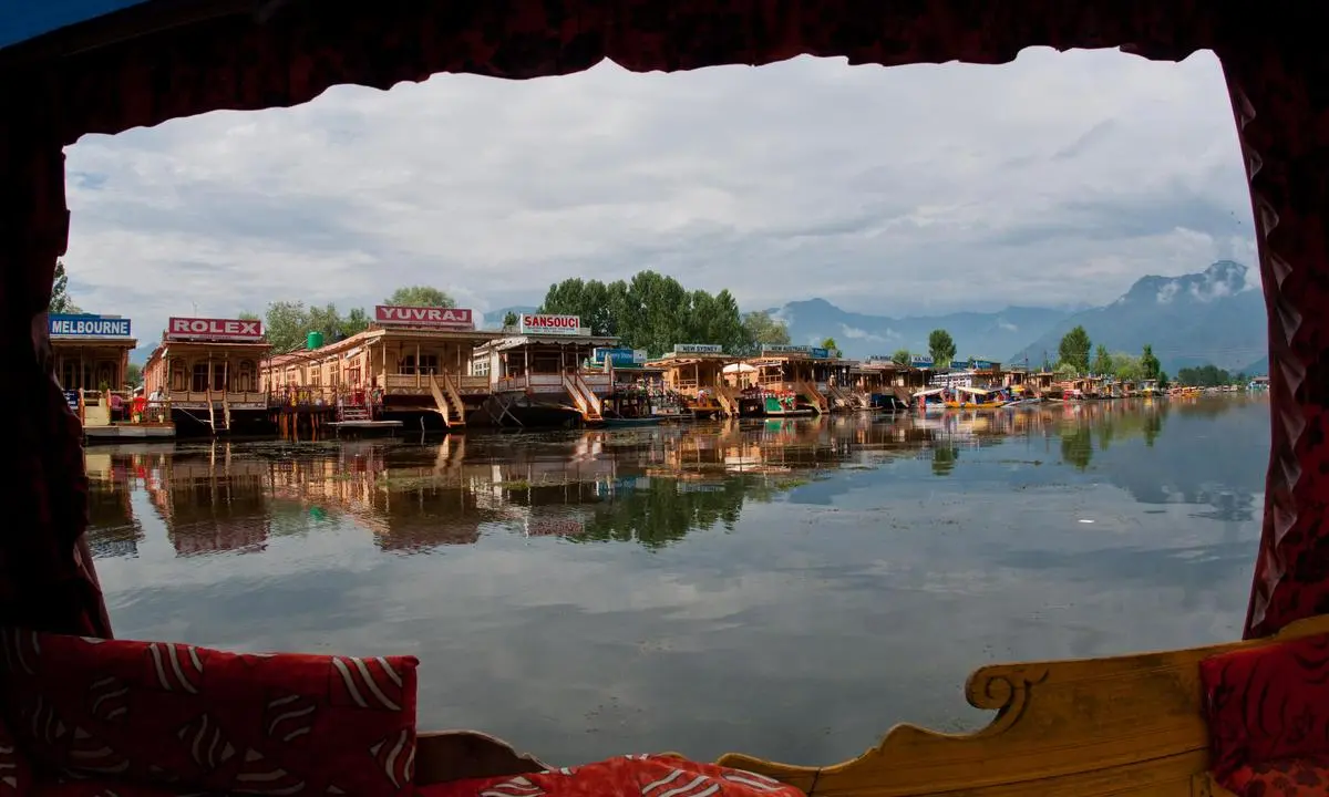 thehindubusinessline.com - Hotel chains plan expansion in Kashmir, optimistic of tourism revival