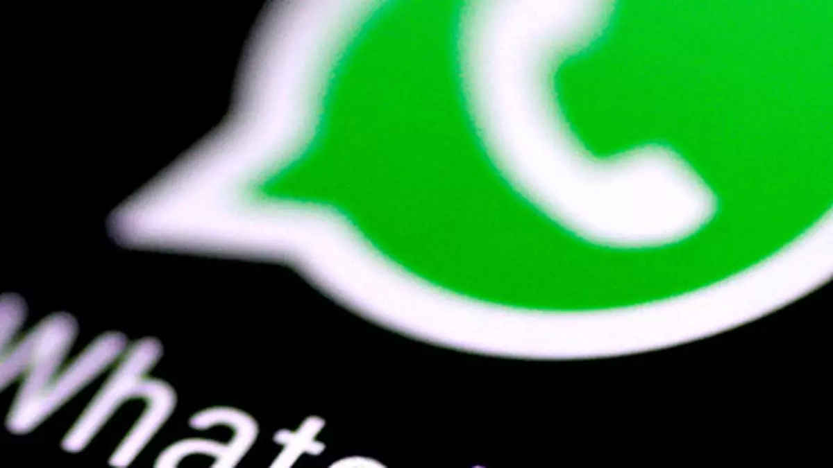 WhatsApp to redesign chat attachment menu