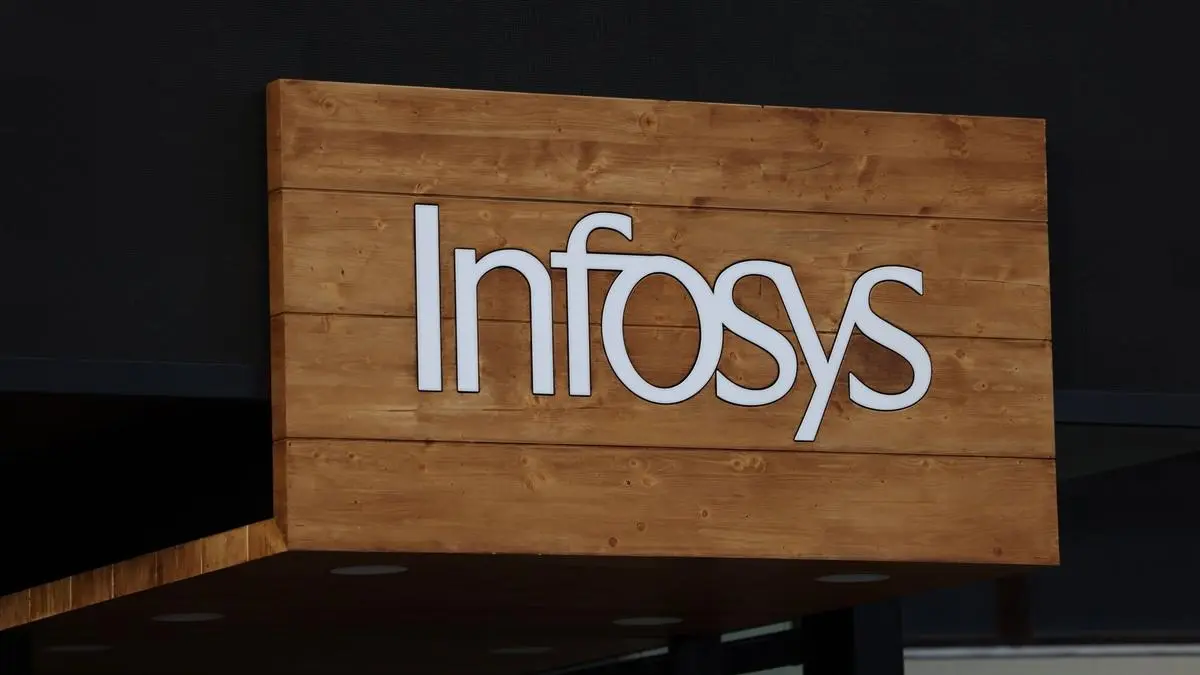 Infosys Lays off 700 freshers in Mysuru campus recruits
