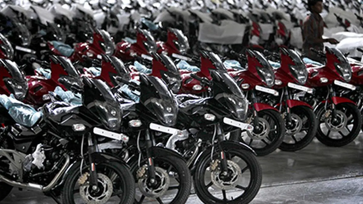 Hero Motocorp leads two-wheeler sales, ends year with 29% market share