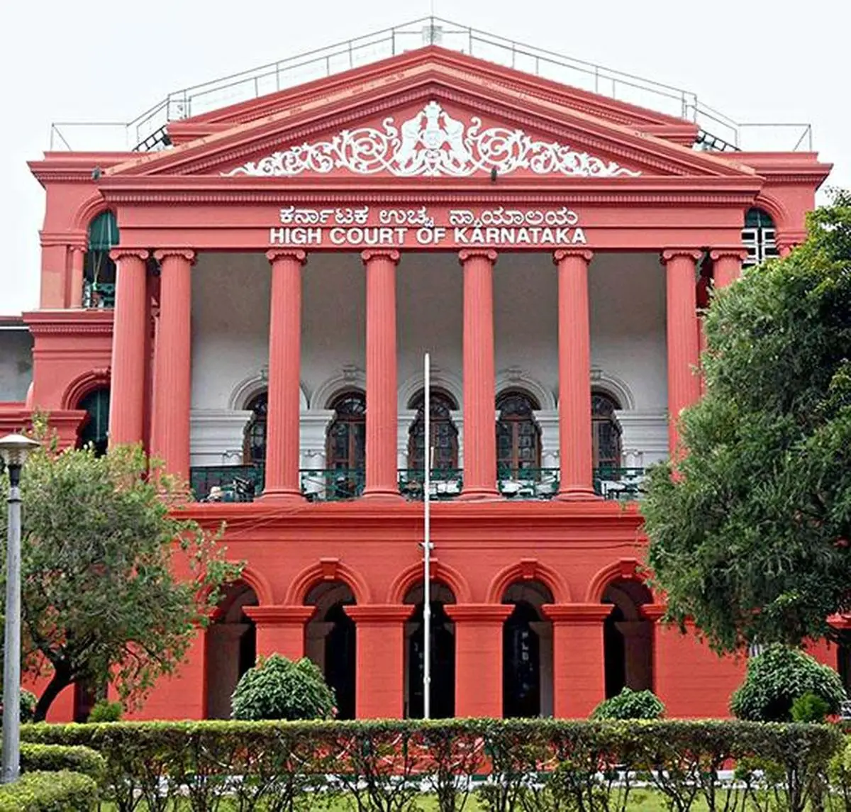 thehindubusinessline.com - Karnataka High Court pauses stricter power grid penalties for renewable firms