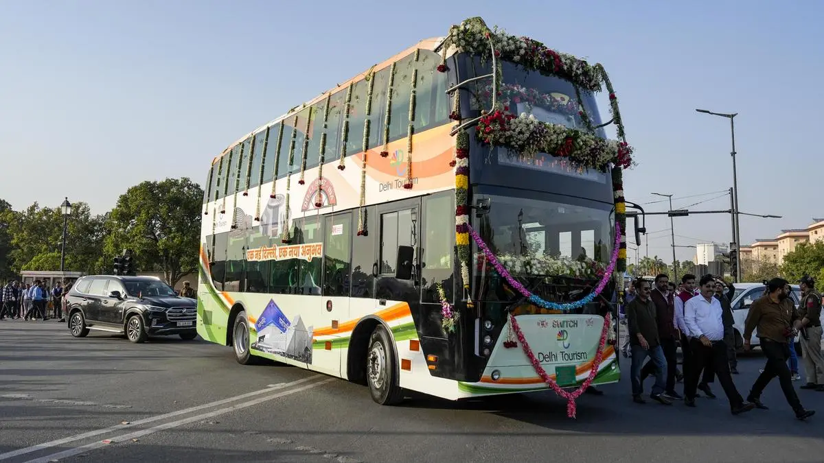 India’s e-bus market jumps 44%; Switch, PMI lead