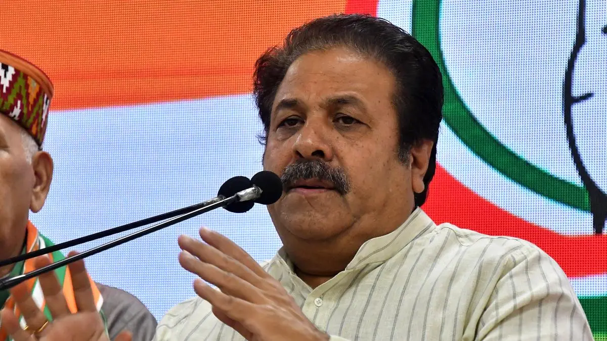 Congress MP Rajeev Shukla criticises govt's decision to ban 25 OTT platforms, websites thumbnail