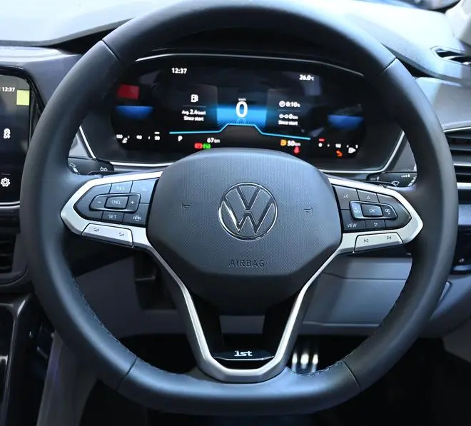 Special 1st anniversary badging in the steering wheel Special 1st anniversary badging in the steering wheel