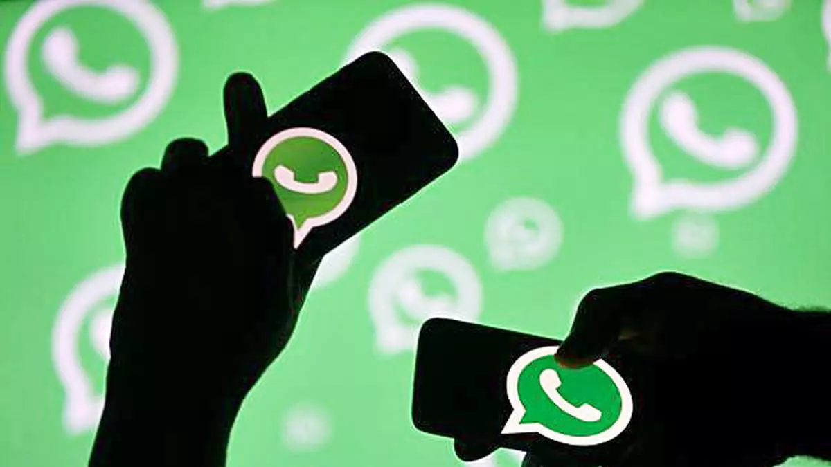 WhatsApp to introduce view once messages like Snapchat