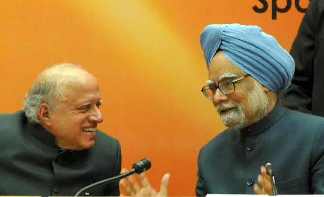 Prime Minister Dr. Manmohan Singh is seen with agriculture scientist Prof. M. S. Swaminathan at the Babu Jagjivan Ram Centenary celebration at Vigyan Bhavan in New Delhi on February 7, 2008.
 