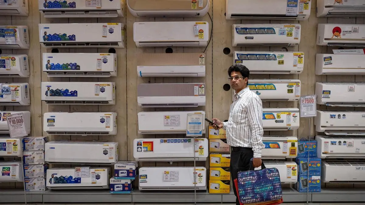 Heatwave sparks surge in ice cream, beverage, AC sales