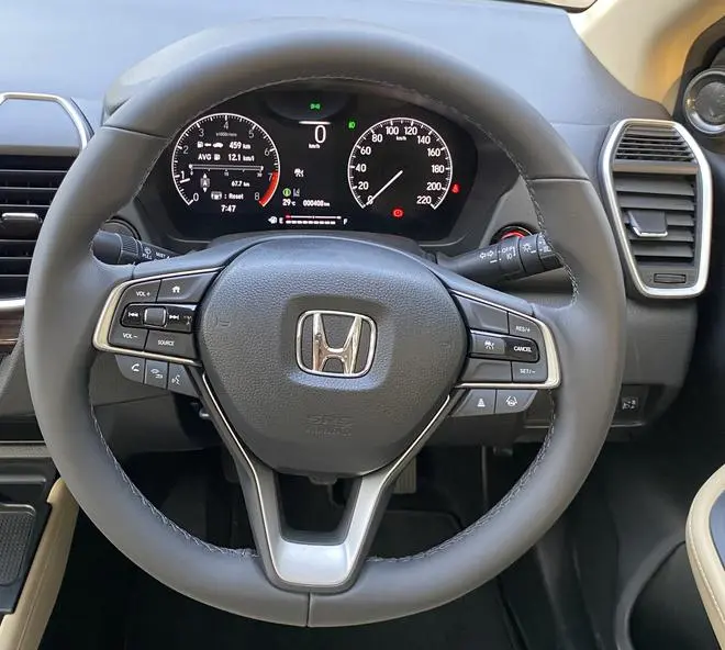 The digital instrument cluster is also of a higher resolution now The digital instrument cluster is also of a higher resolution now