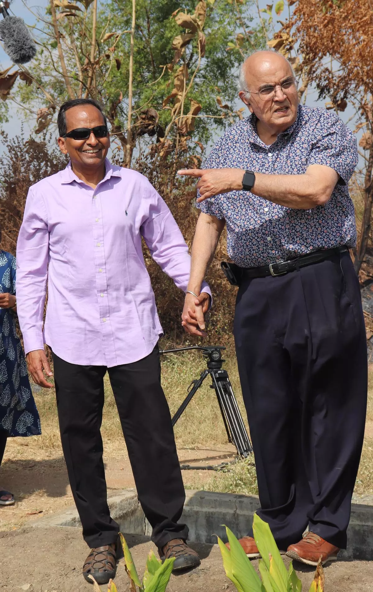 (Left) Raju Reddy, Co-Founder of Kakatiya Sandbox with serial entrepreneur and the Founder of The Indus Entrepreneurs, Kanwal Rekhi during the field visit to the sandbox at Nizamabad in Telangana.