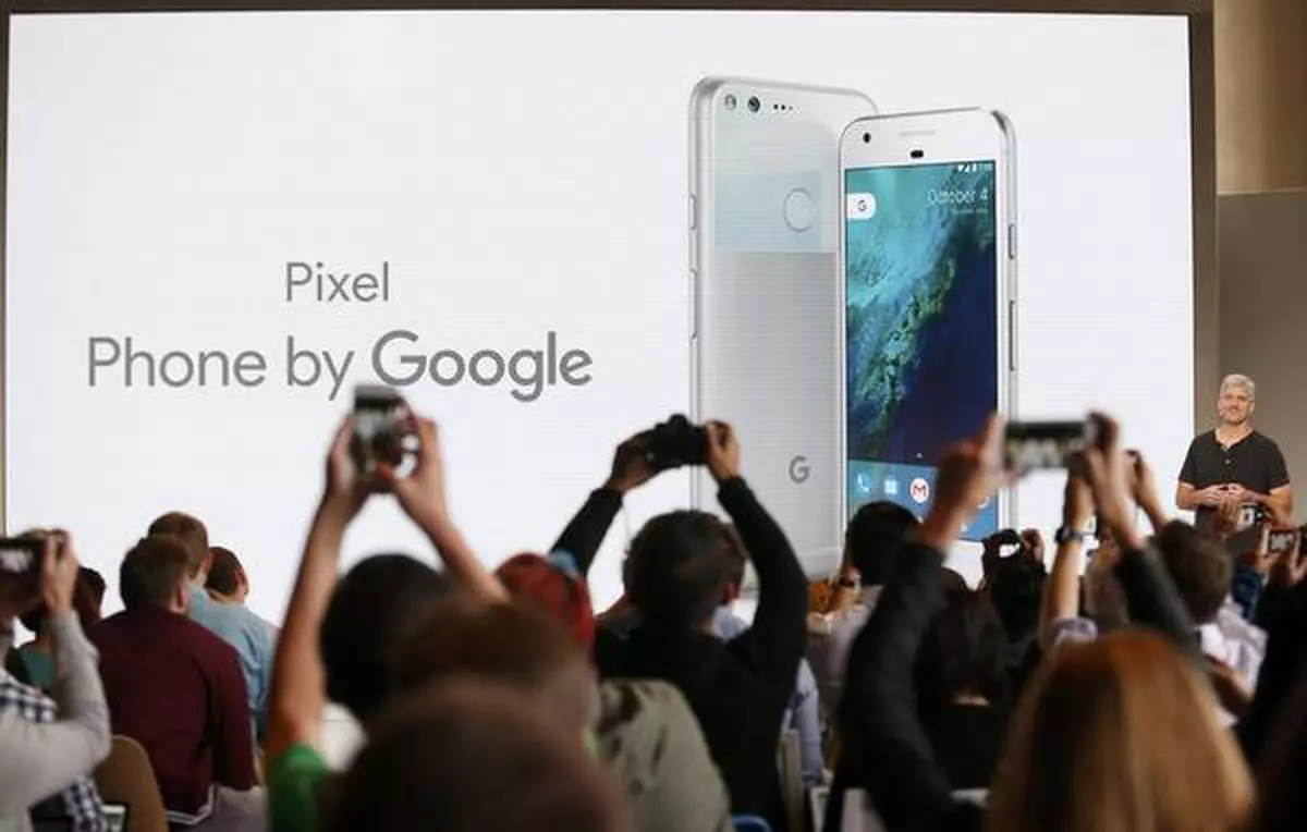 Rick Osterloh, SVP Hardware at Google, introduces the Pixel Phone by Google during the presentation of new Google hardware in San Francisco, California, U.S. October 4, 2016. REUTERS/Beck Diefenbach TPX IMAGES OF THE DAY