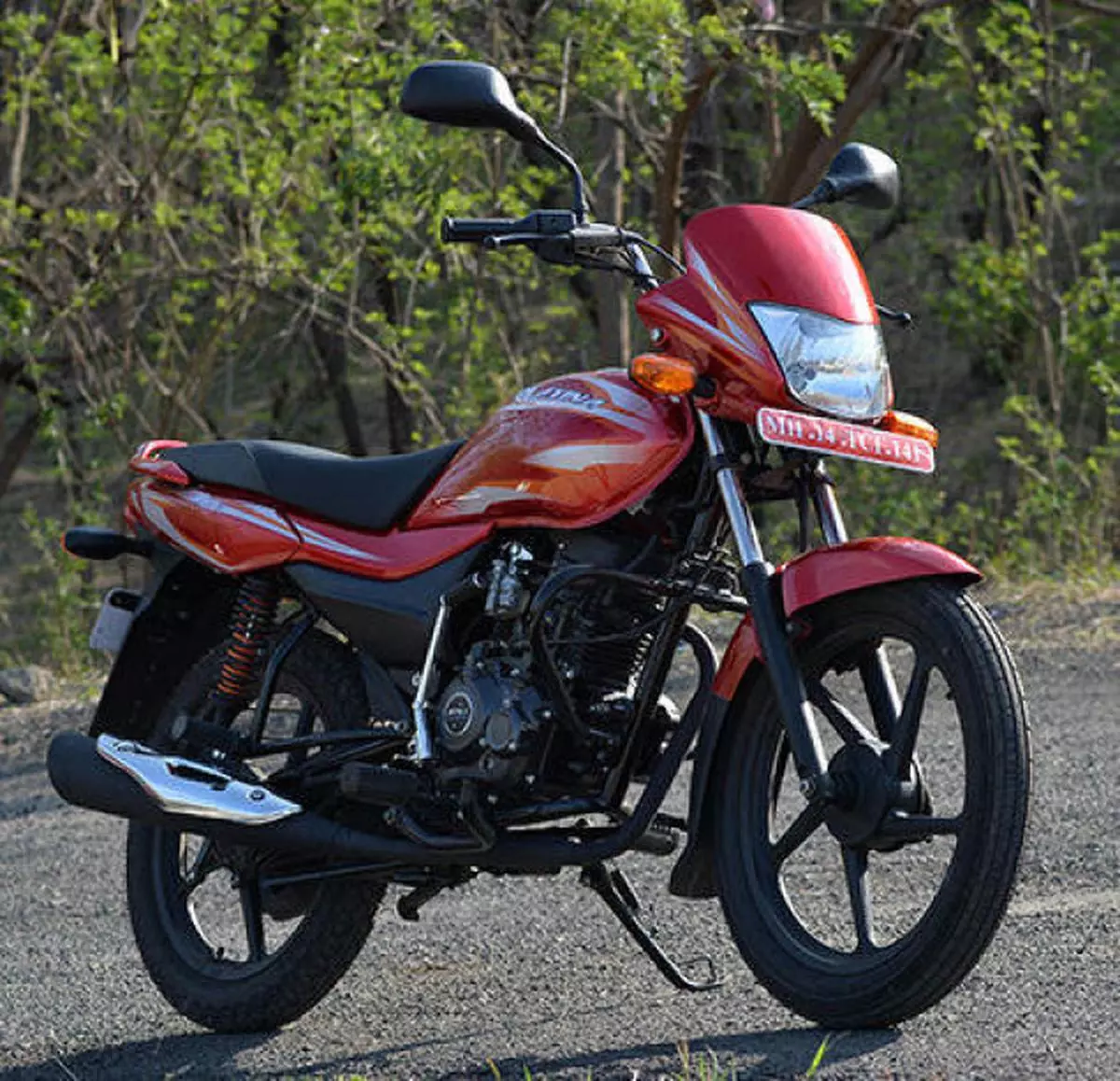 Bajaj platina discount 110 red colour