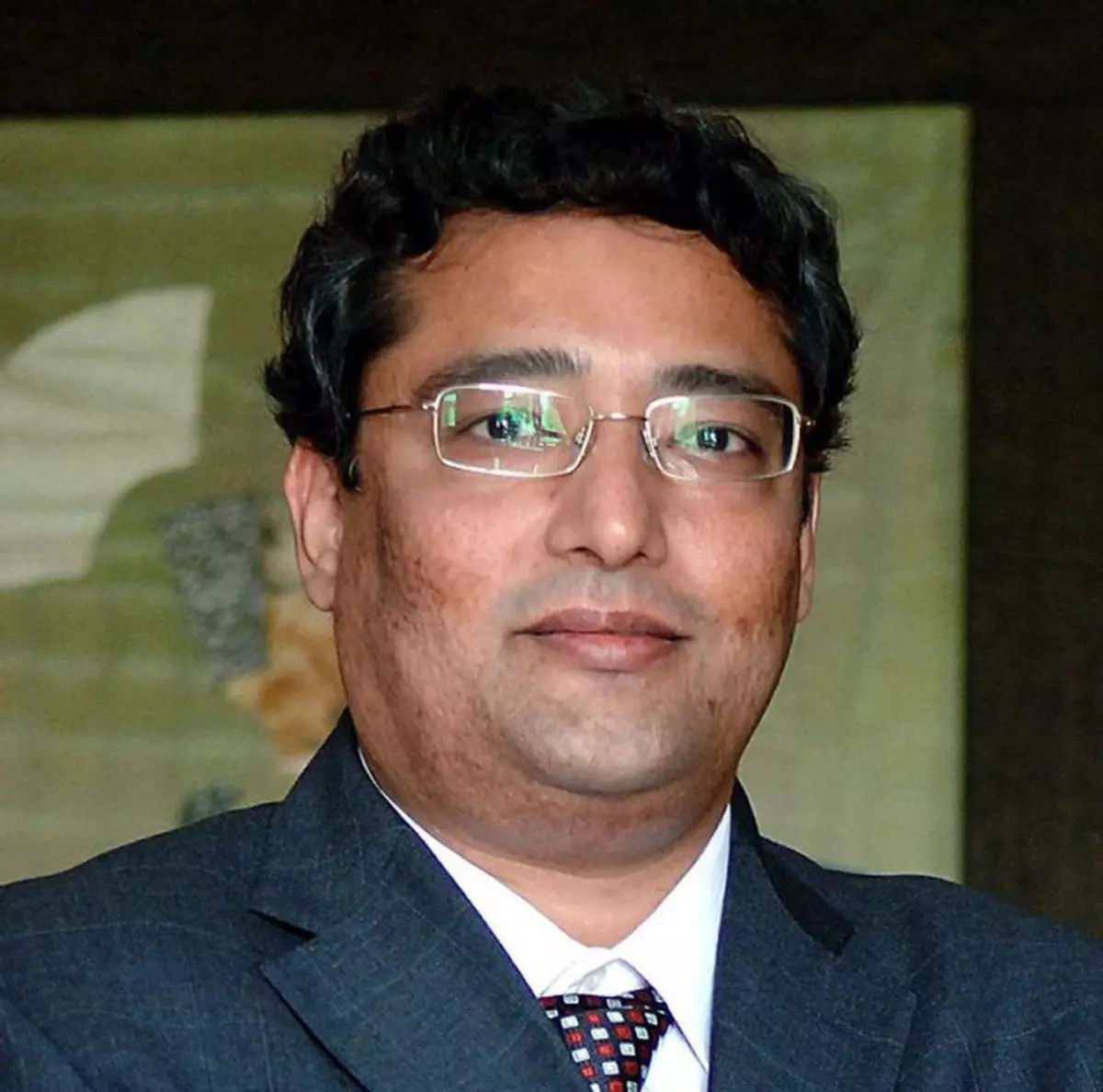 Dr Suresh Surana