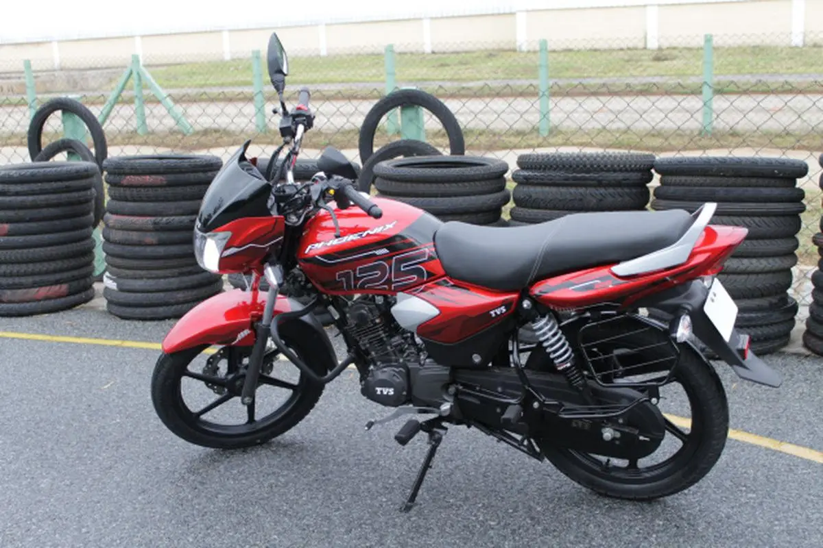 Tvs phoenix 125 price on online road